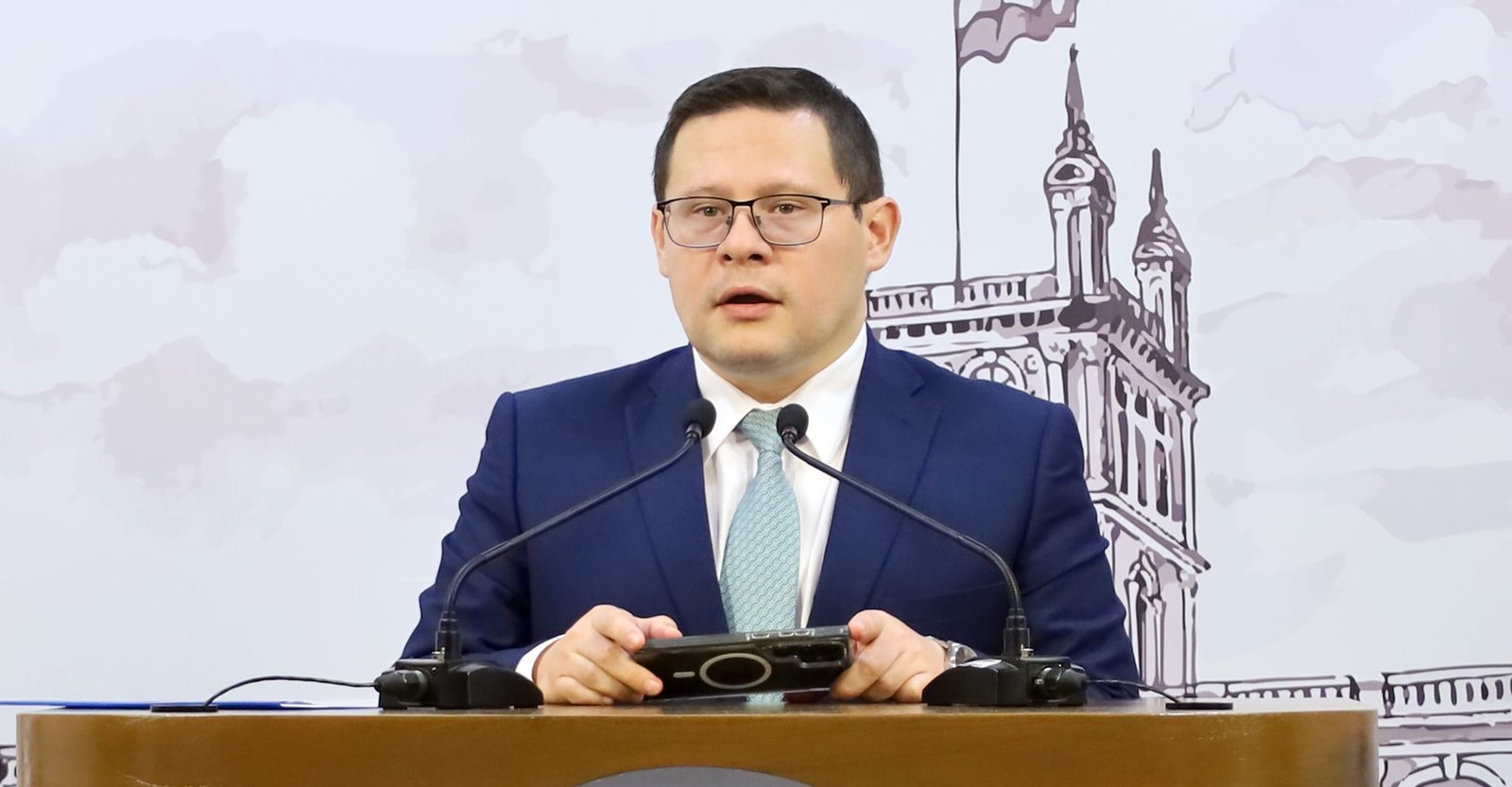 DNIT przekroczył oczekiwania wraz ze wzrostem o 948 mln USD w 2024 r.