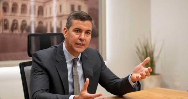 Prezydent Paragwaju weźmie udział w intronizacji nowego papieża - Mercopress