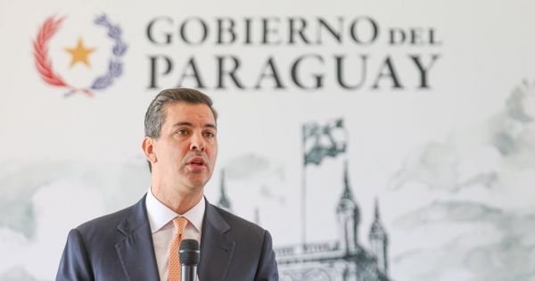 Mieć konto X prezydenta Paraguayo - Mercoppres