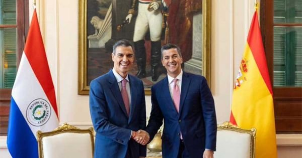 Sánchez i Peña podpisują dwustronne umowy w Asunción - Mercopress