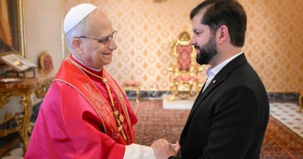 Boric zostaje przyjęty w Stolicy Apostolskiej przez Leona XIV