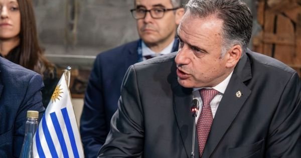 Urugwaj obejmuje przewodnictwo w Mercosur, obiecując jego modernizację i otwarcie na świat 8 Urugwaj obejmuje przewodnictwo w Mercosur, obiecując jego modernizację i otwarcie na świat